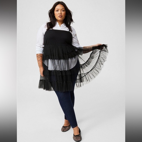 torrid Tops - NWT Torrid Challis And Mesh Tiered Sleeveless Top, Size 1